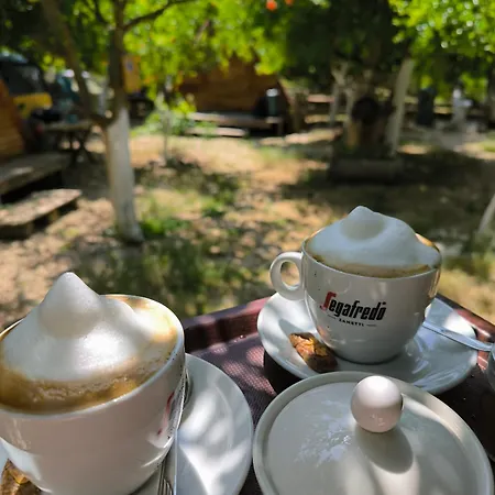 Kapselhotell Litost Cafe Adrasan